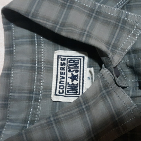 Converse One Star Collared Plaid Short Sleeve Grey Mens Shirt Sz M #030 - Picture 2 of 3